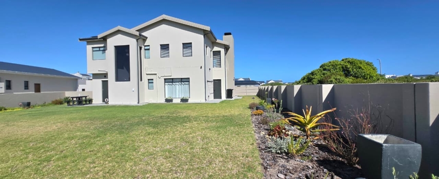 3 Bedroom Property for Sale in Kleinbaai Western Cape